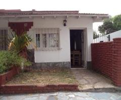 ALQUILO DEPARTAMENTO TIPO CASA ZONA CENTRO: A2191