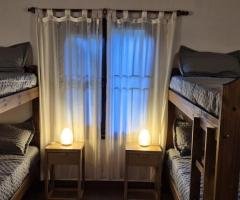 ALQUILO CHALET VILLA GESELL CENTRO PARA 8 personas muy cómodas