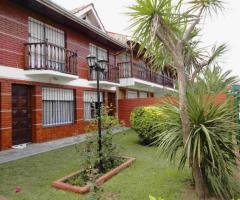 ALQUILO DUPLEX MTS MAR 2 DOR 2BÑ ESP AUTO PATIO PRIV A2117